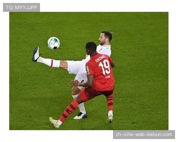 勒沃库森缺乏纯防守后腰隐患 攻防转换瞬间衔接现空当