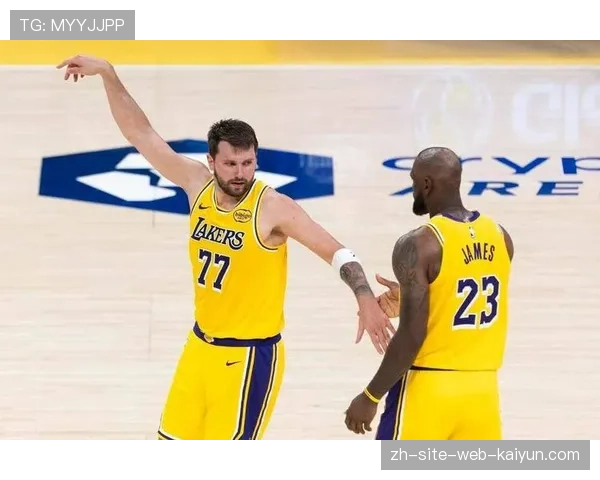 东契奇33分8助主导湖人进攻 关键时刻分球肯纳德完成绝杀 东契奇33分8助主导湖人进攻 关键时刻分球肯纳德完成绝杀